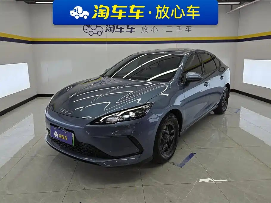 BYD Seal 05 DM-i 2025 — фото 1