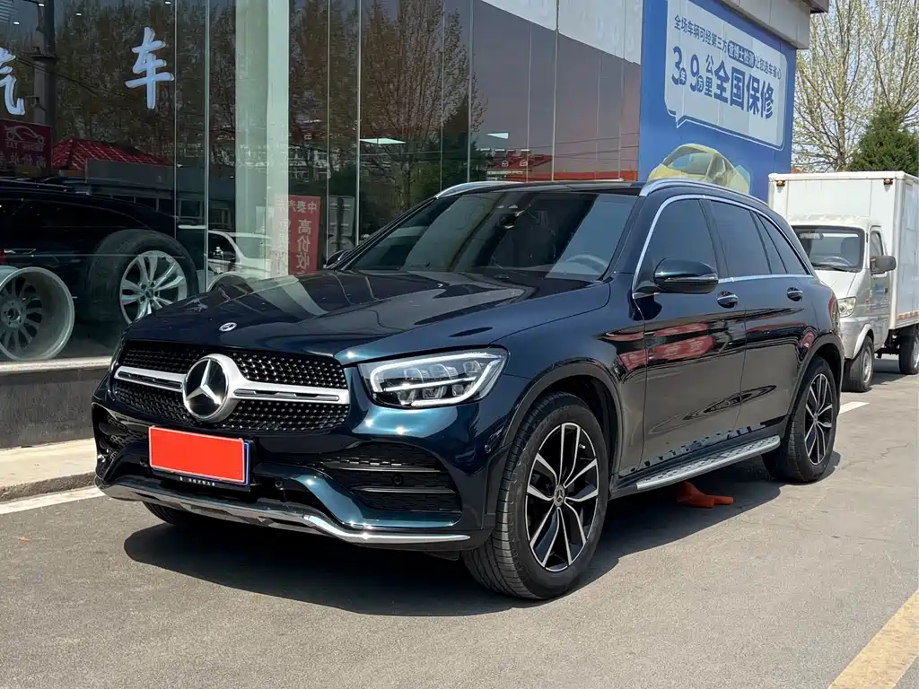 Mercedes-Benz GLC 2021 — фото 1
