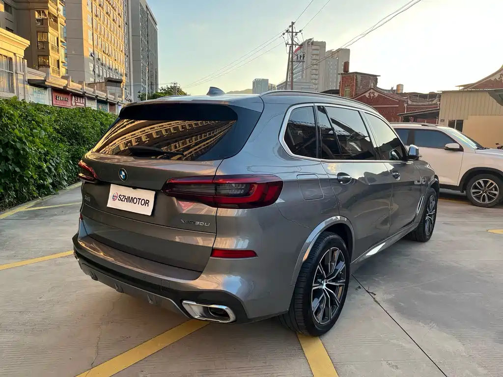 BMW X5 2022 — фото 9