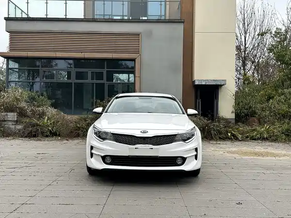 Kia K5 2016