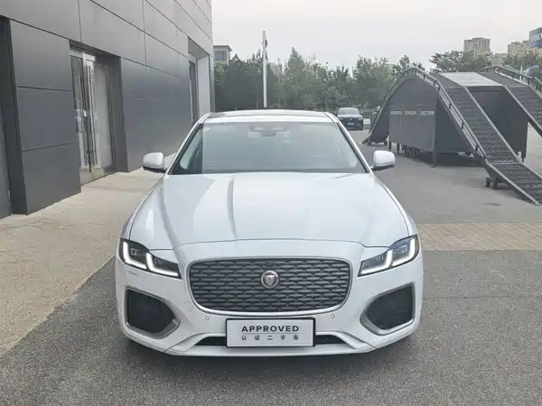 Jaguar XFL 2025