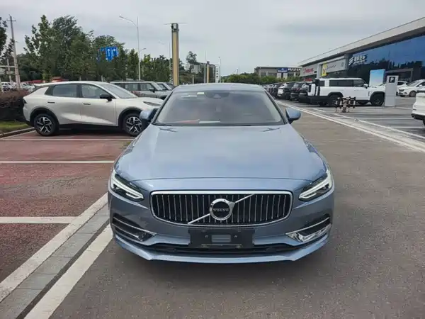 Volvo S90 2020