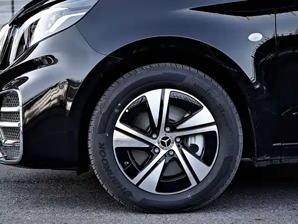 Mercedes-Benz Vito 2024