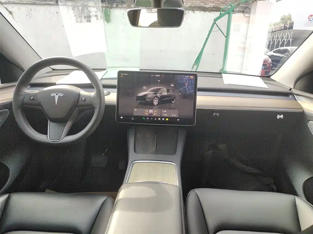 Tesla Model Y 2022 — фото 12