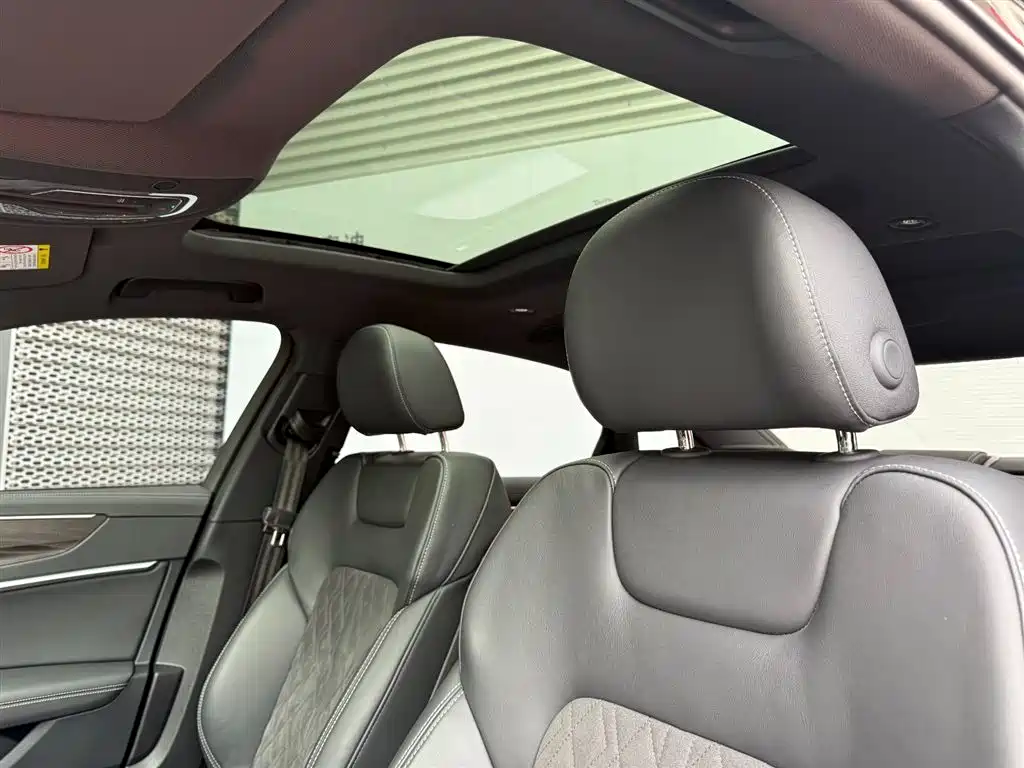 Audi A6L 2025 — фото 12