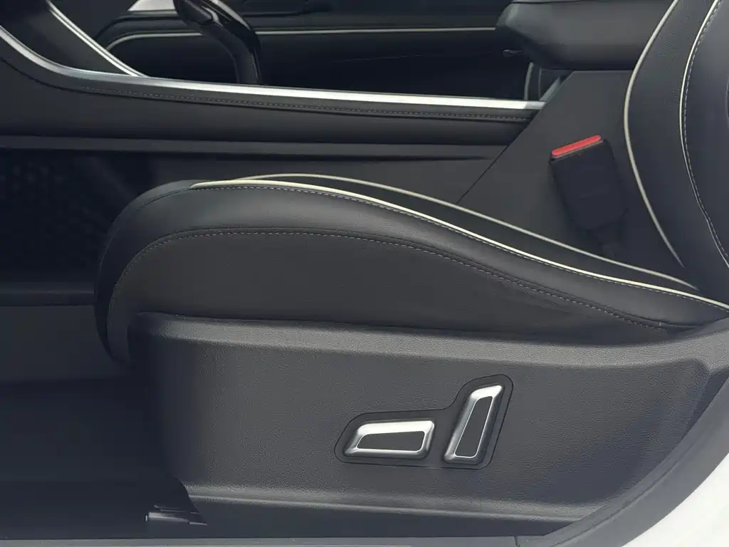 Haval H6 2023 — фото 13