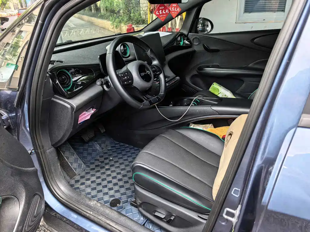 BYD Dolphin 2024