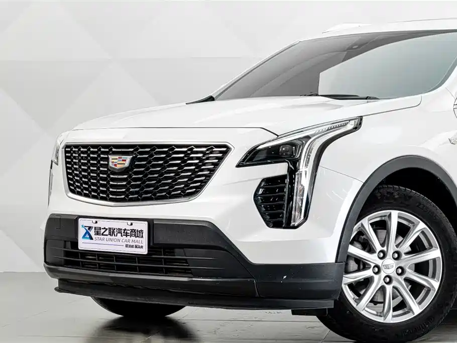 Cadillac XT4 2020 — фото 3