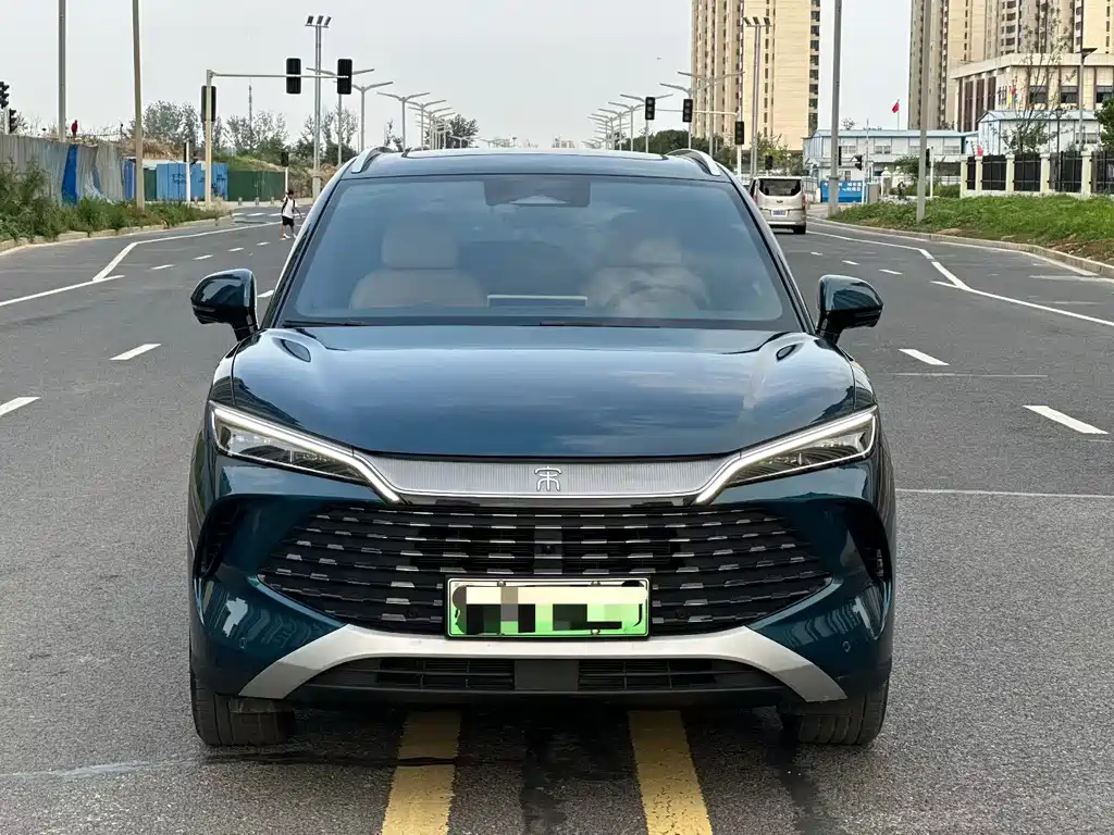 BYD L DM-i 2025 — фото 2