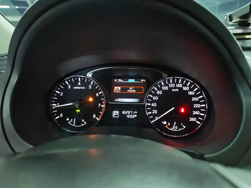 Nissan Teana 2015 — фото 15
