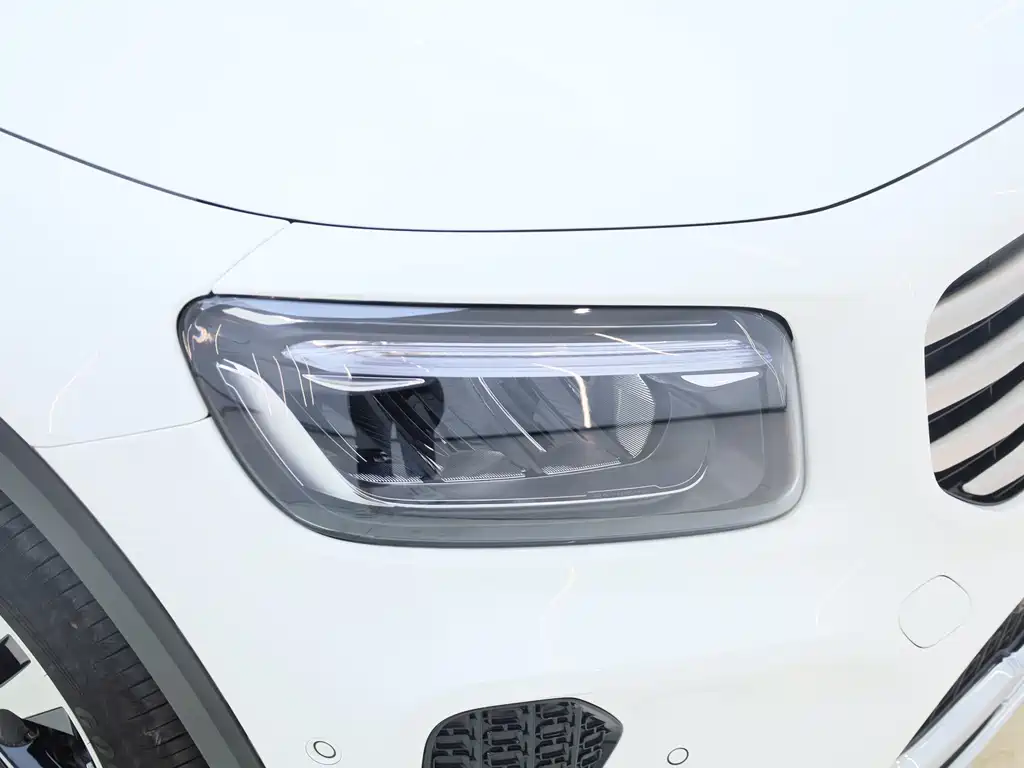 Mercedes-Benz GLB 2023 — фото 12