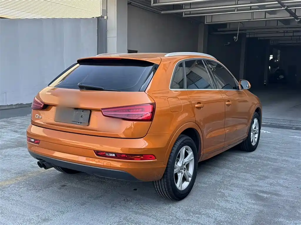 Audi Q3 2016 — фото 12