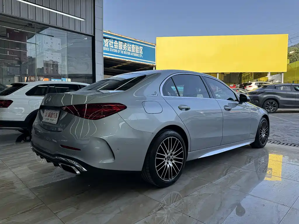 Mercedes-Benz C-Class 2023 — фото 11