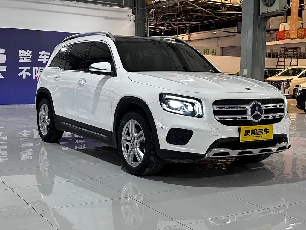 Mercedes-Benz GLB 2021