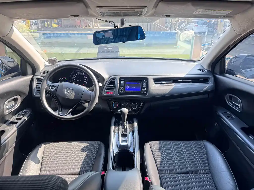 Honda Vezel 2015 — фото 8