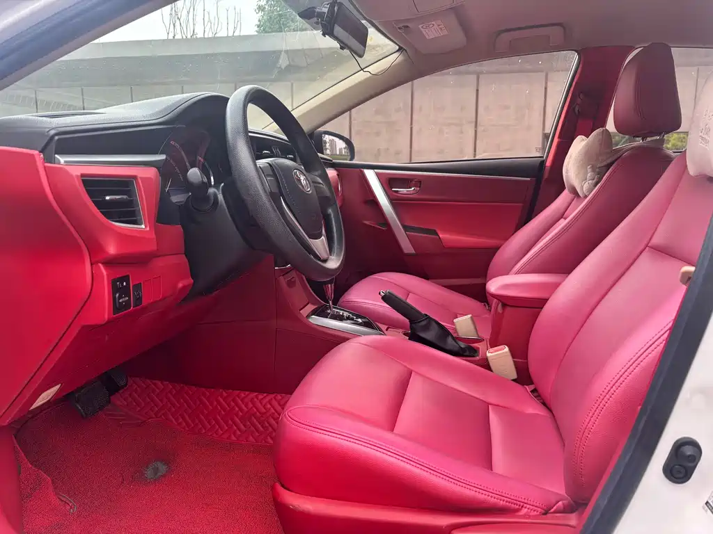 Toyota Corolla 2015