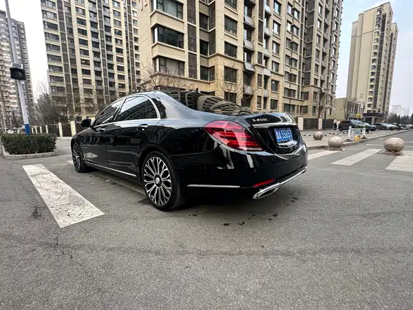 Mercedes-Benz S-Class 2020