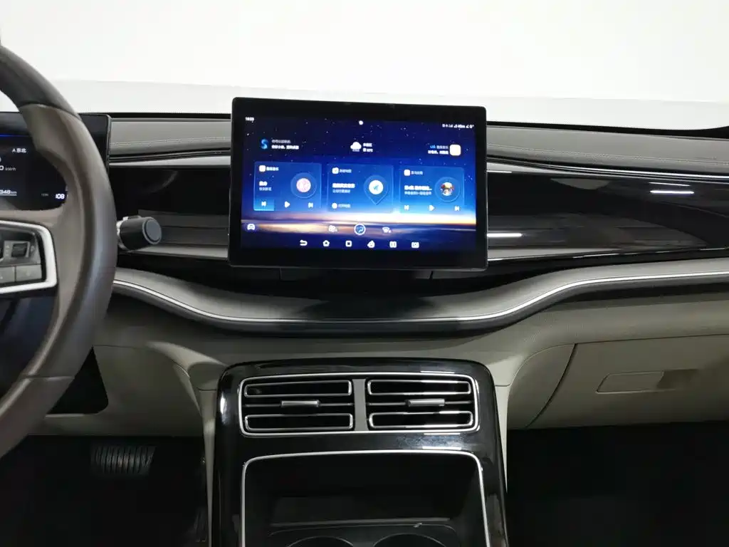 BYD Qin PLUS 2023 — фото 12