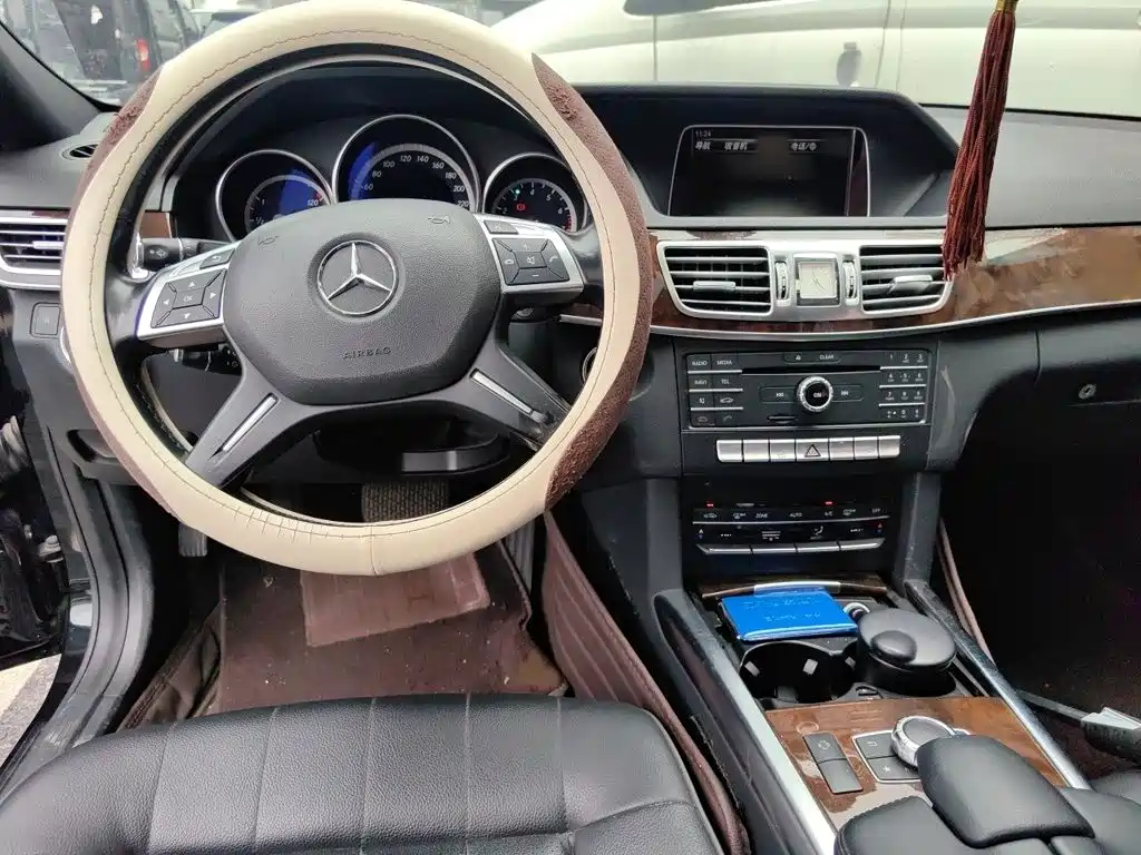 Mercedes-Benz E-Class 2016