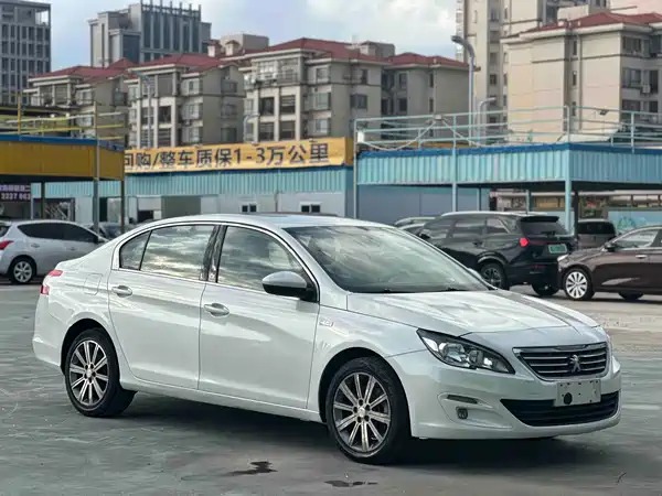 Peugeot 408 2017