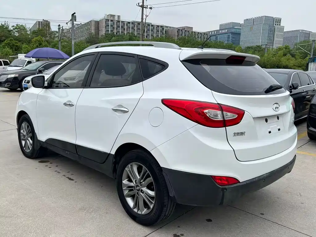 Hyundai ix35 2014 — фото 12