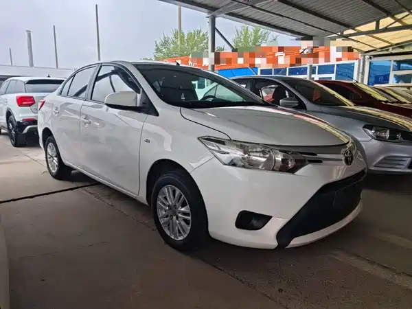 Toyota Vios 2015
