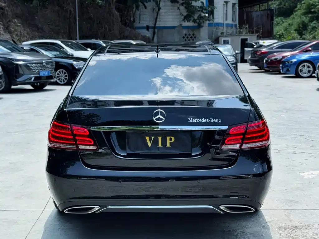 Mercedes-Benz E-Class 2015 — фото 10