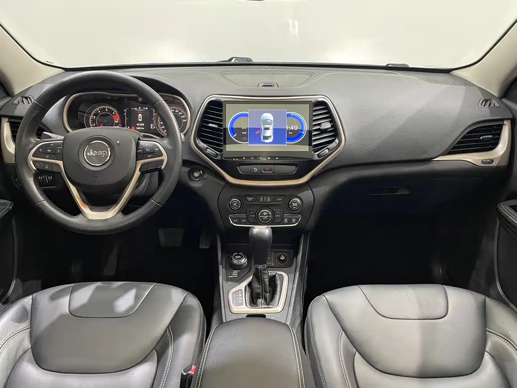 Jeep Cherokee 2017 — фото 15