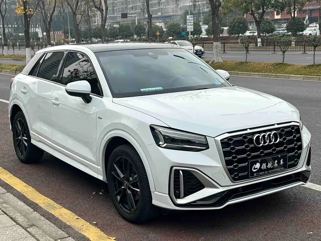 Audi Q2L 2022 — фото 3