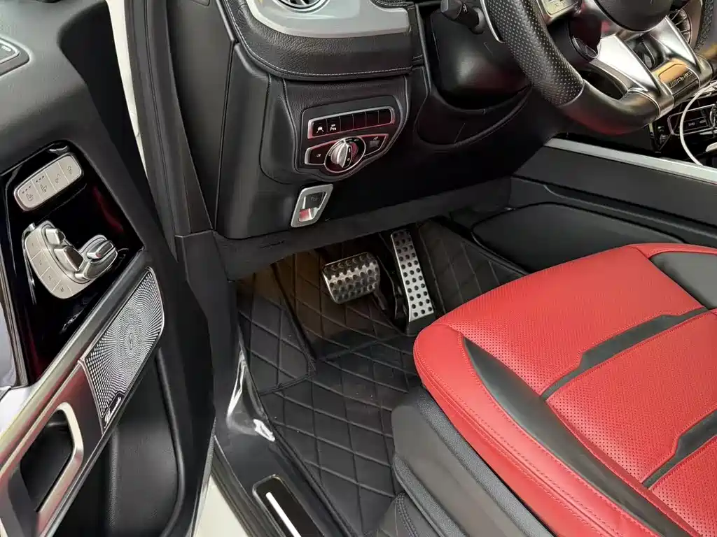 Mercedes-Benz G-Class AMG 2020 — фото 15