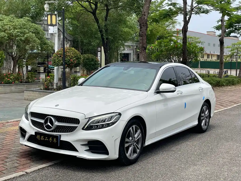 Mercedes-Benz C-Class 2019 — фото 1