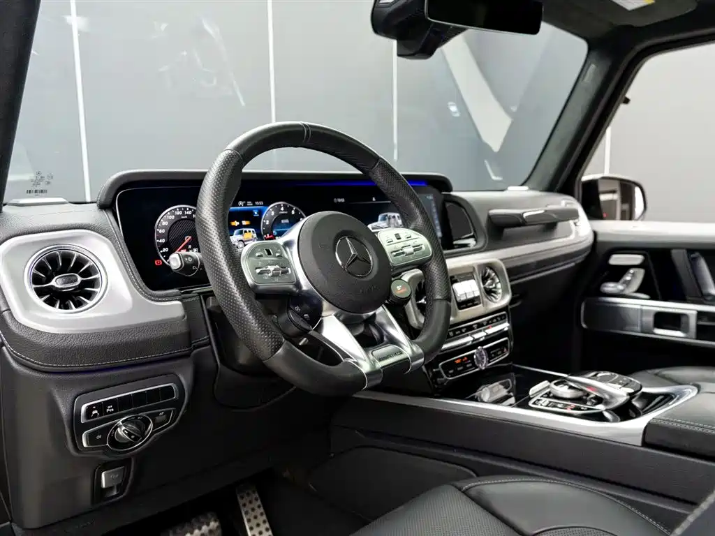 Mercedes-Benz G-Class AMG 2023 — фото 9