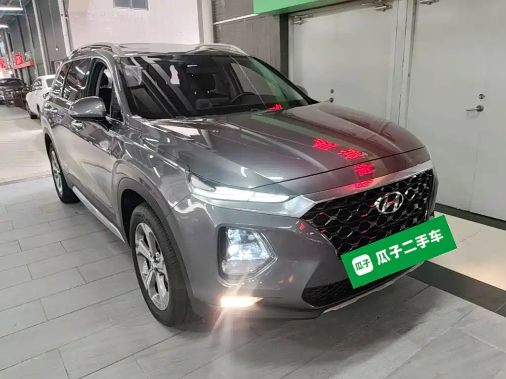 Hyundai Santa Fe 2019 — фото 4