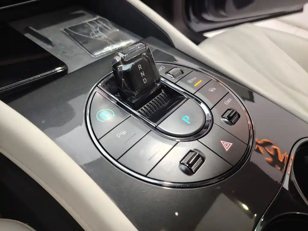 BYD Seal 06GT 2025 — фото 17