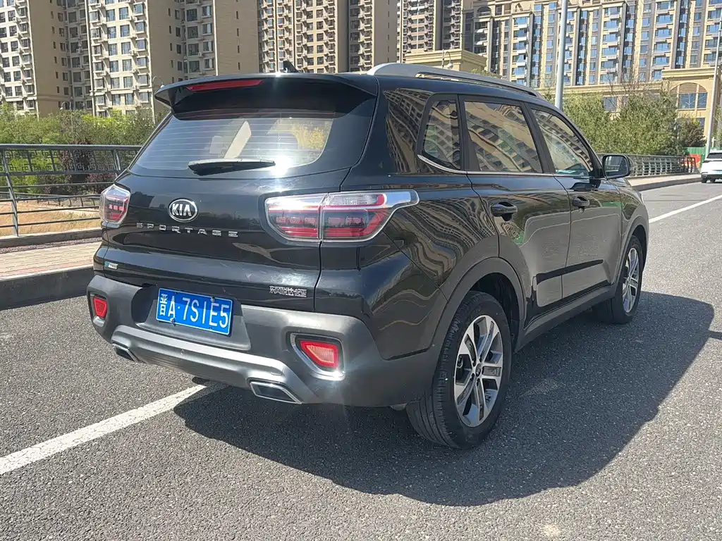 Kia Sportage 2021 — фото 7
