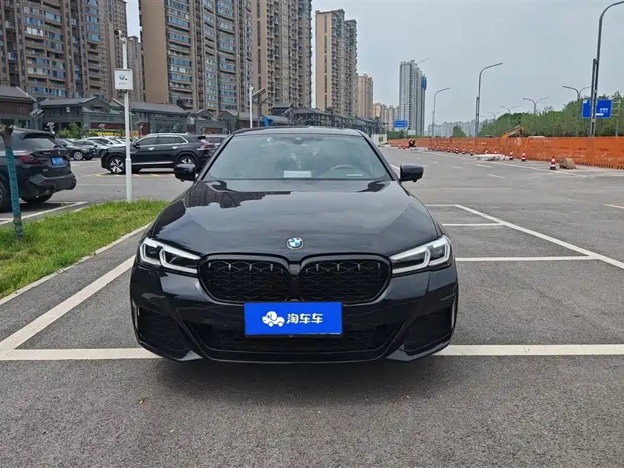 BMW 5 Series 2023