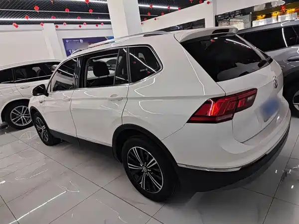 Volkswagen Tiguan L 2019