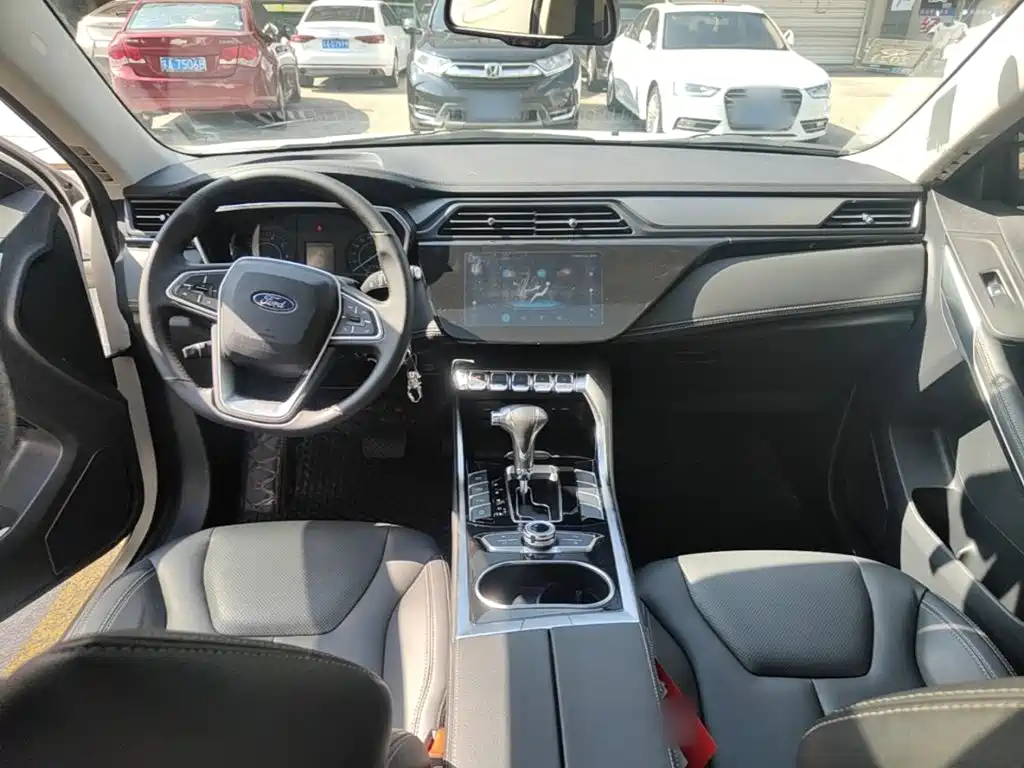Ford Territory 2019 — фото 10