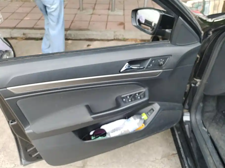 Volkswagen Lavida 2021