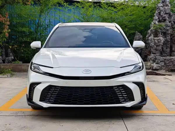 Toyota Camry 2024