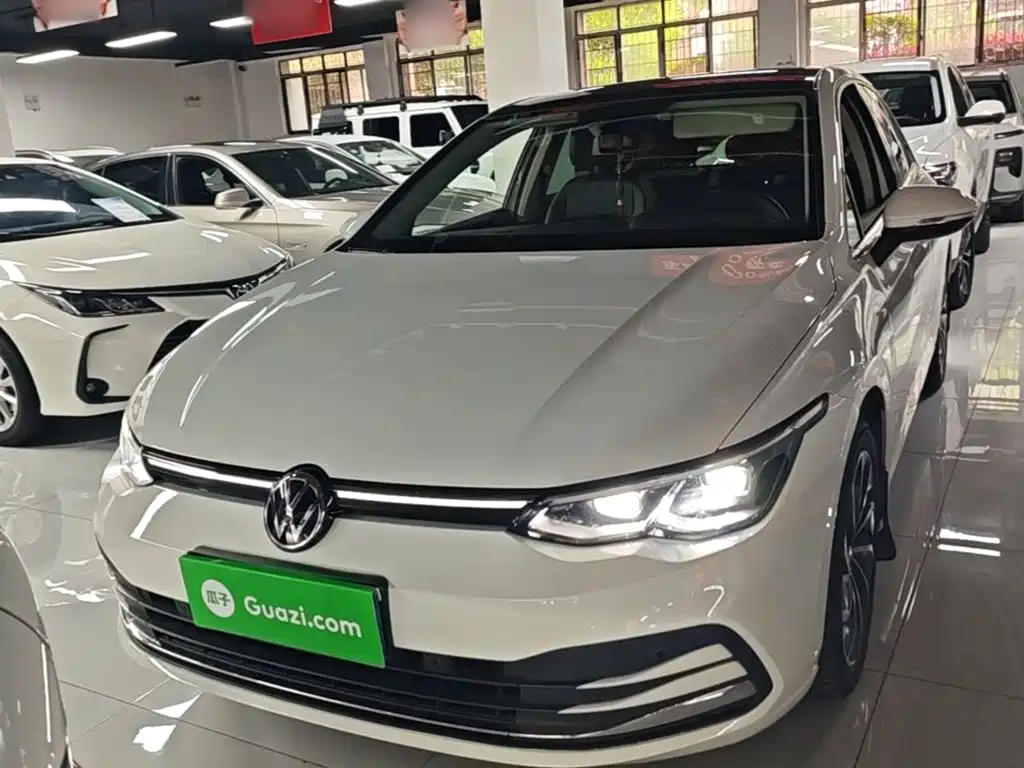 Volkswagen Golf 2022