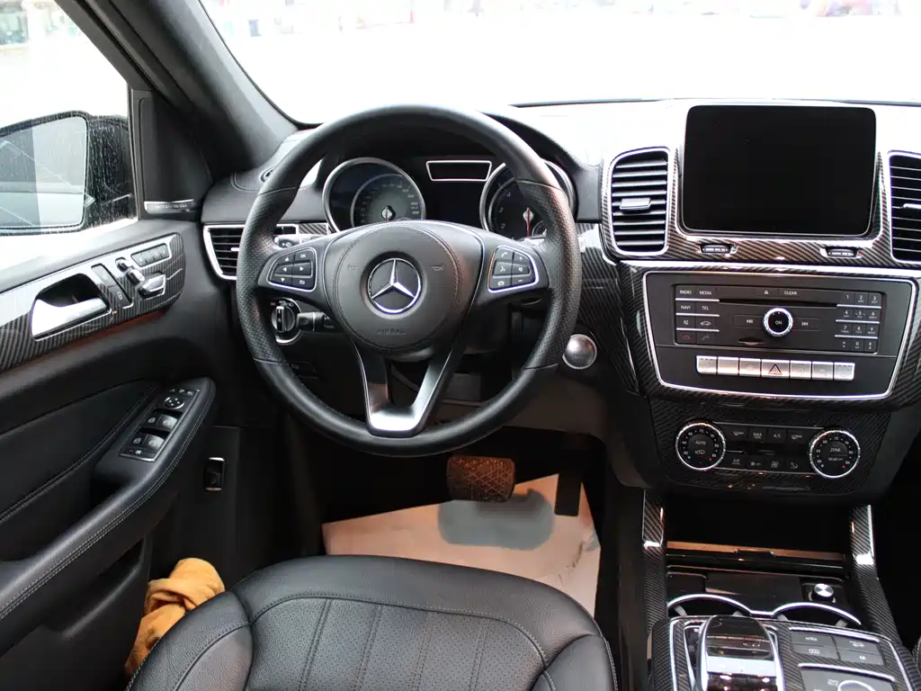 Mercedes-Benz GLS 2019 — фото 13