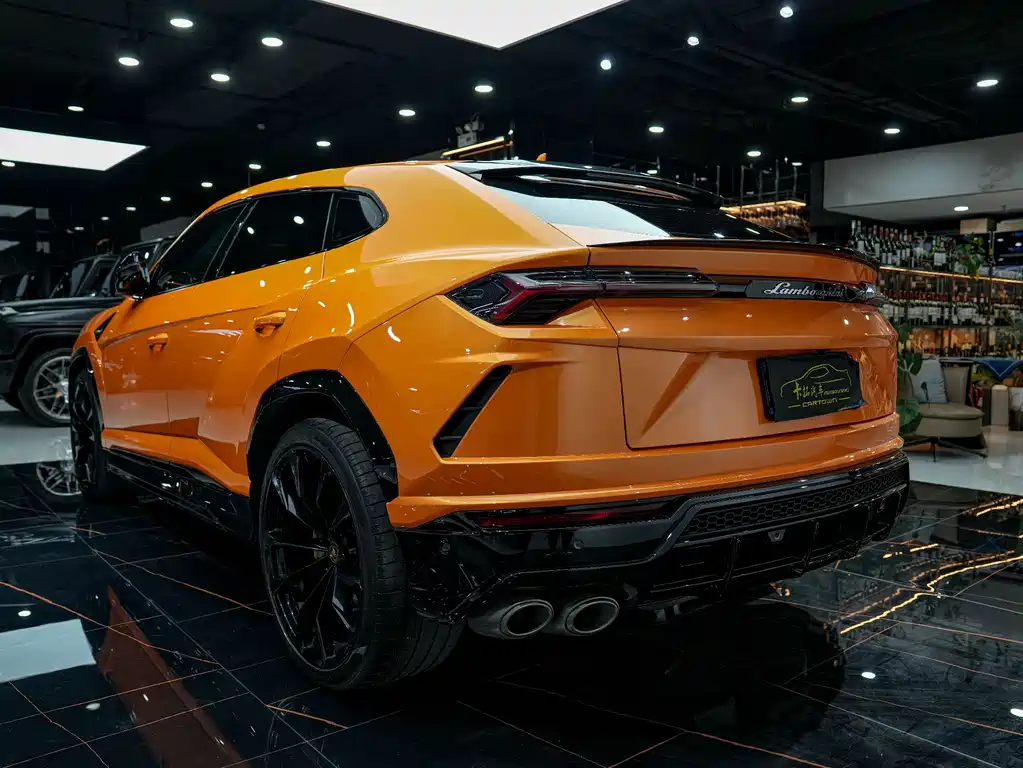 Lamborghini Urus 2021 — фото 6