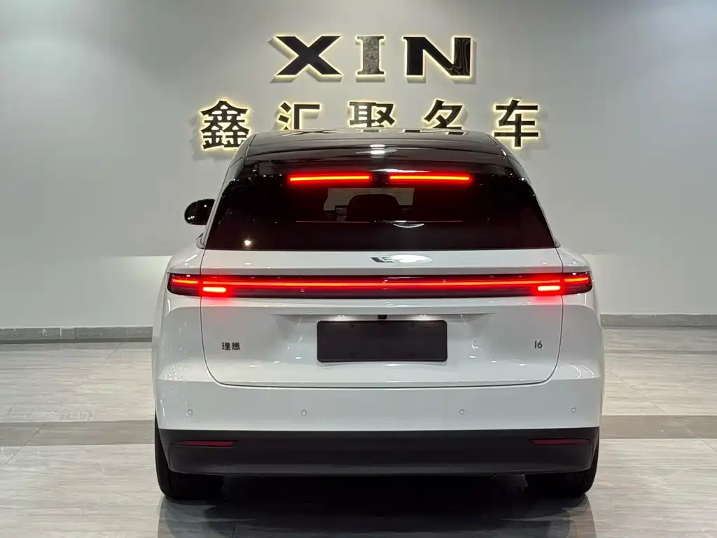 Li Auto i6 2026
