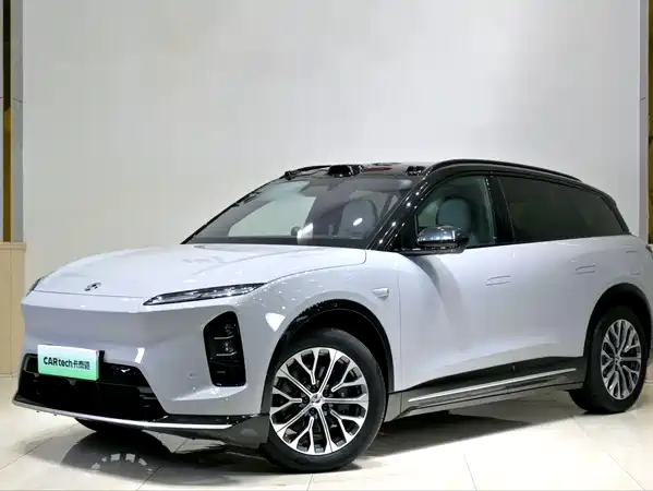 NIO ES6 2025