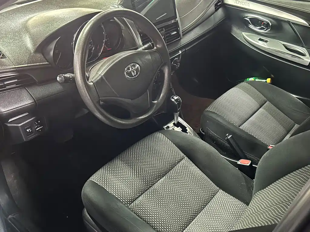 Toyota Vios 2014 — фото 3