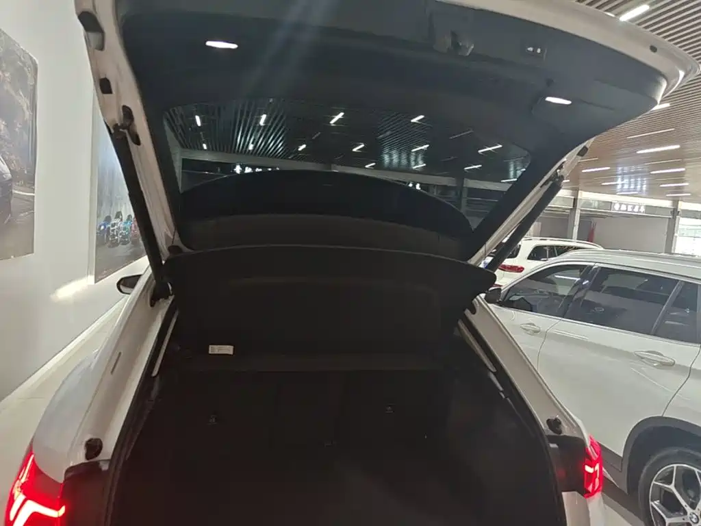 Audi Q3 2022 — фото 19