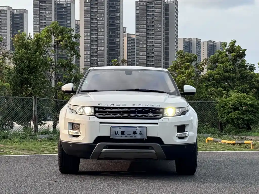 Land Rover Evoque 2015 — фото 2
