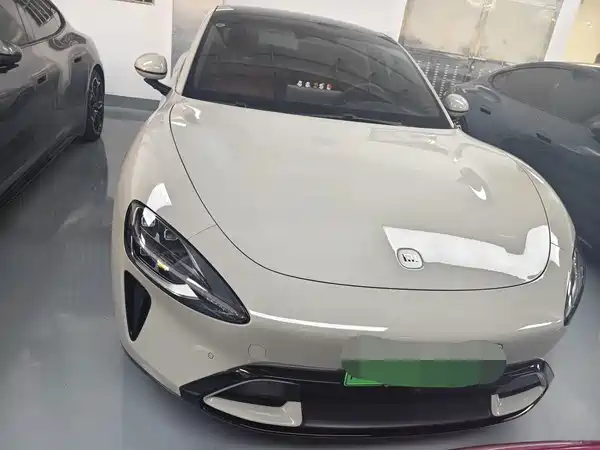 Xiaomi SU7 2025