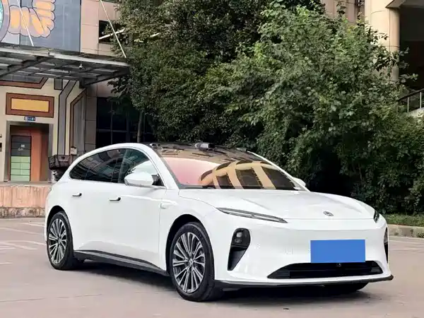 NIO ET5T 2024